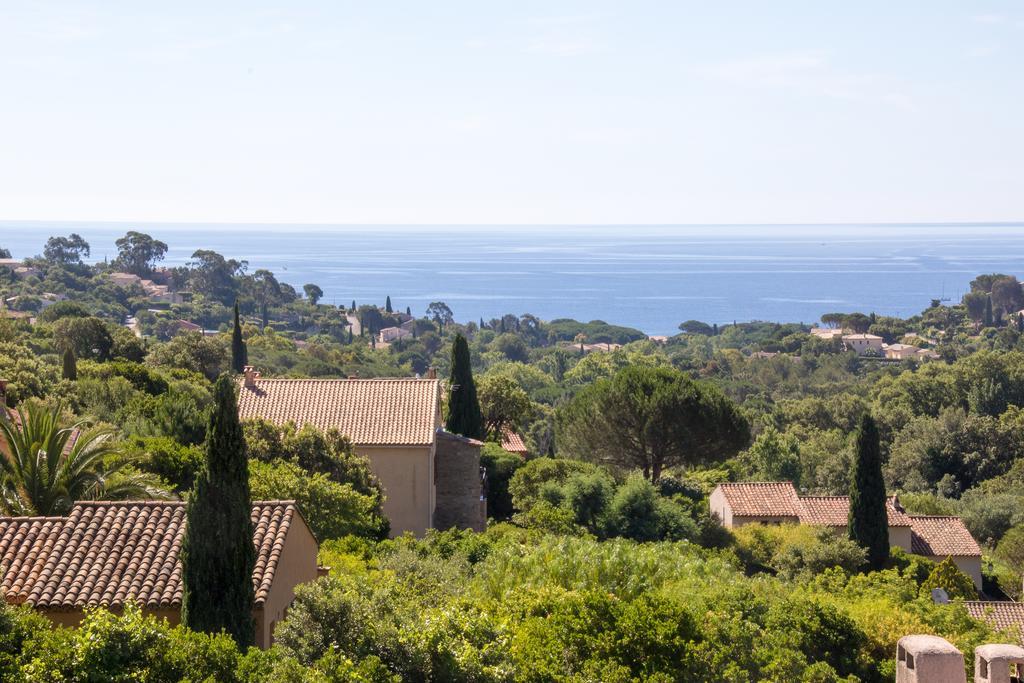 Villa Louancelie B&B Cavalaire-sur-Mer Extérieur photo